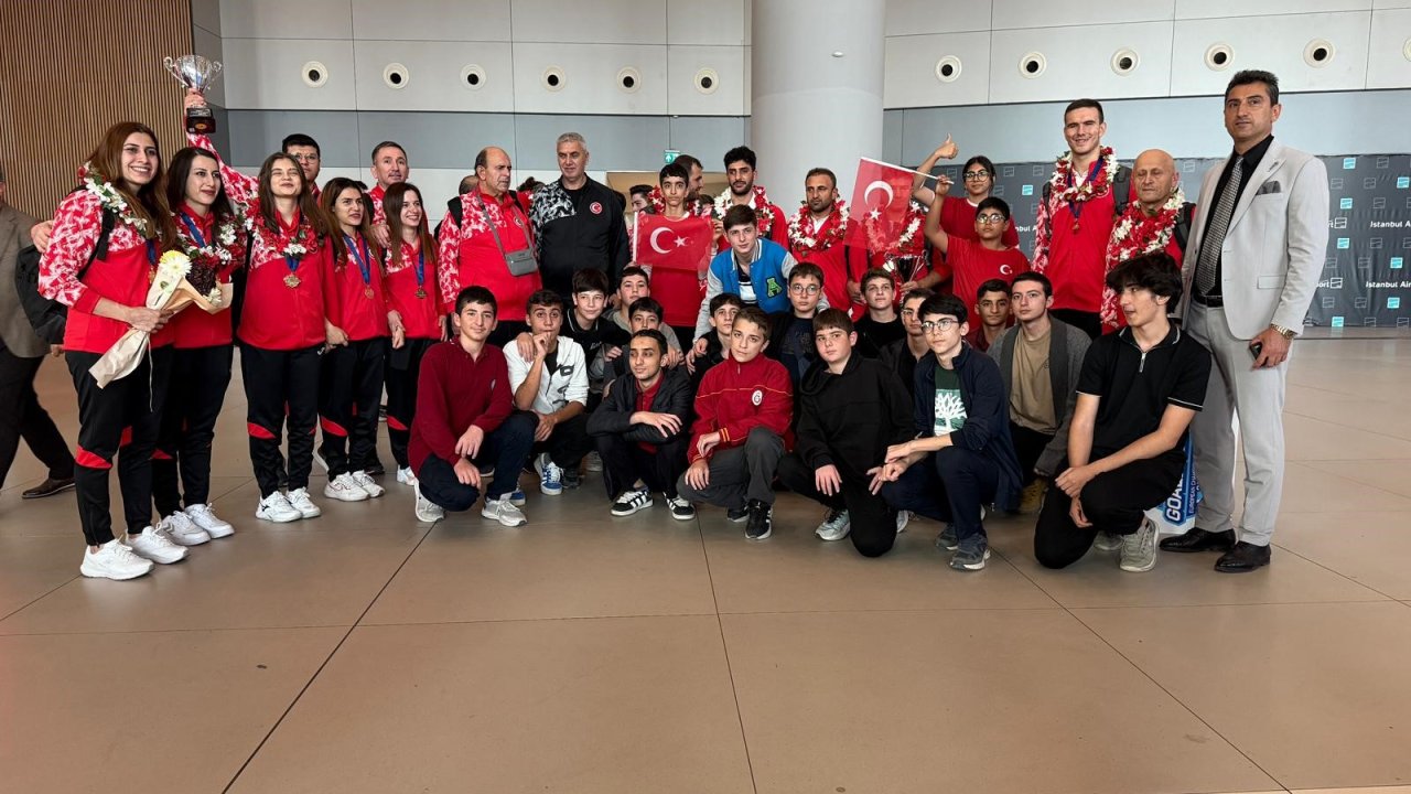 Avrupa şampiyonu olup gurur yaşattılar: Kadın ve erkek Goalball Milli Takımı yurda döndü