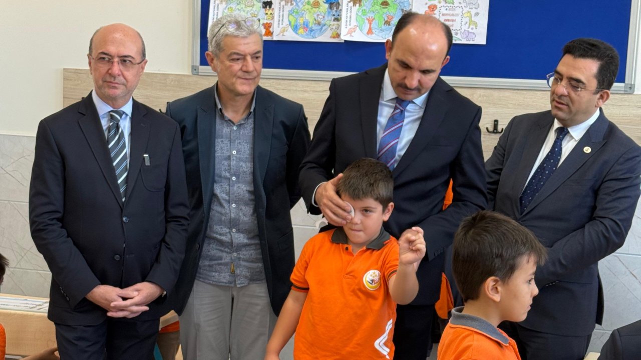 Konya’da göz sağlığını korumak için büyük bir adım attılar! 530 bin öğrenci göz taramasından geçecek