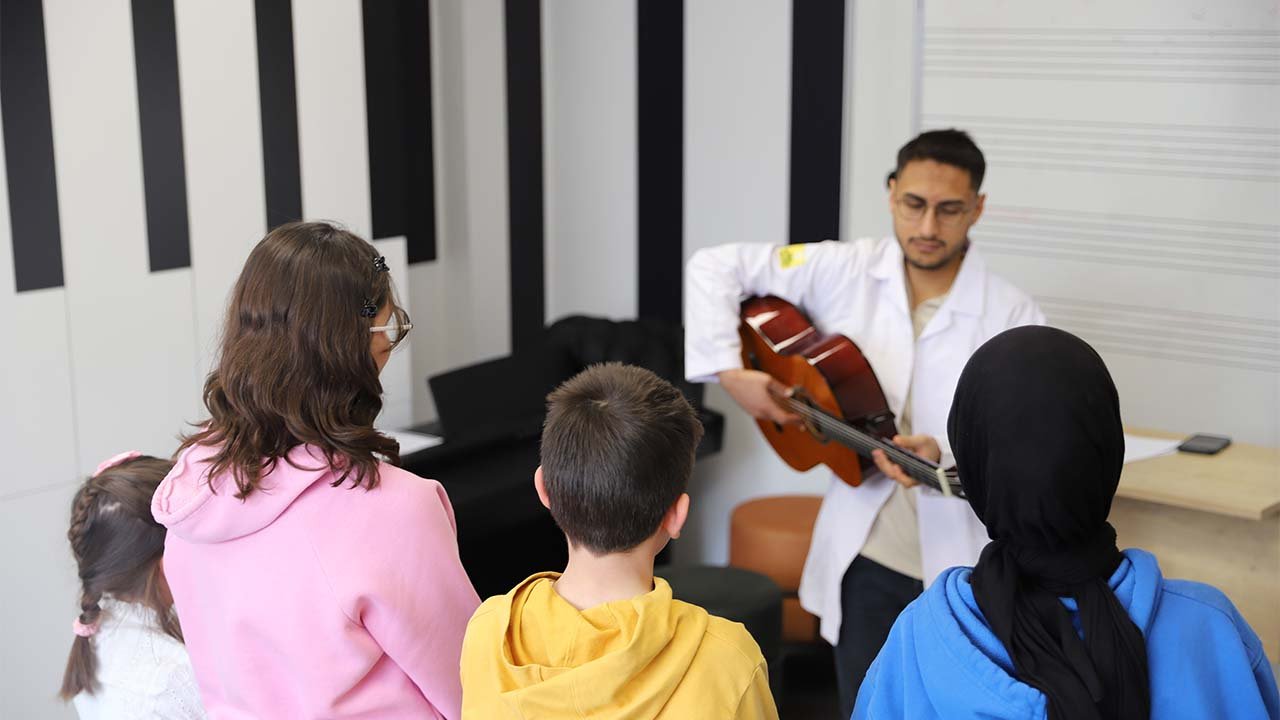 Genç KOMEK Atölyelerinde 2025 Güz Dönemi kayıtları başladı