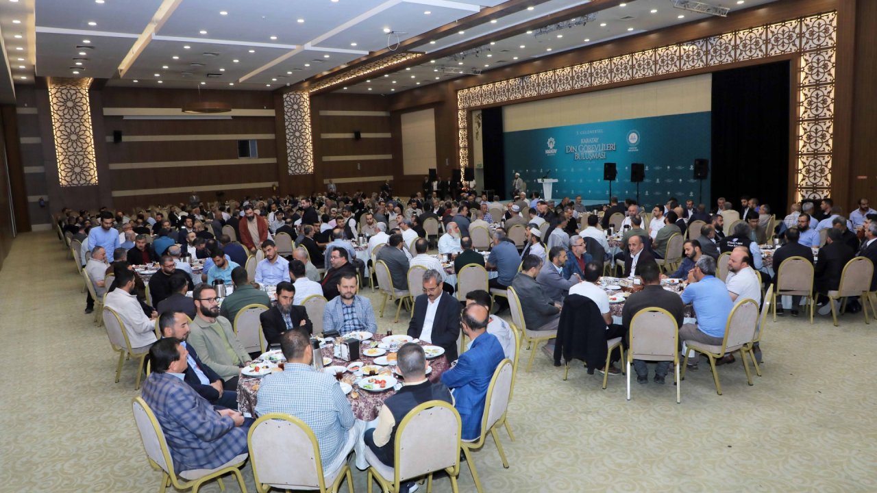 Karatay'da “Camiler ve Din Görevlileri Haftası"nda müezzin ve din görevlileri buluştu