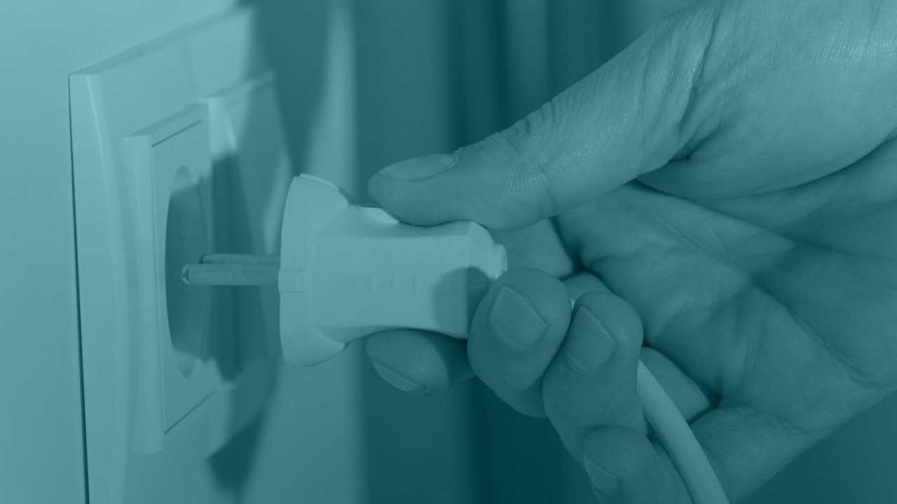 Konya AKOM’dan can güvenliği uyarısı: Fişi çekmeden kapatma, tehlikeyi açma!