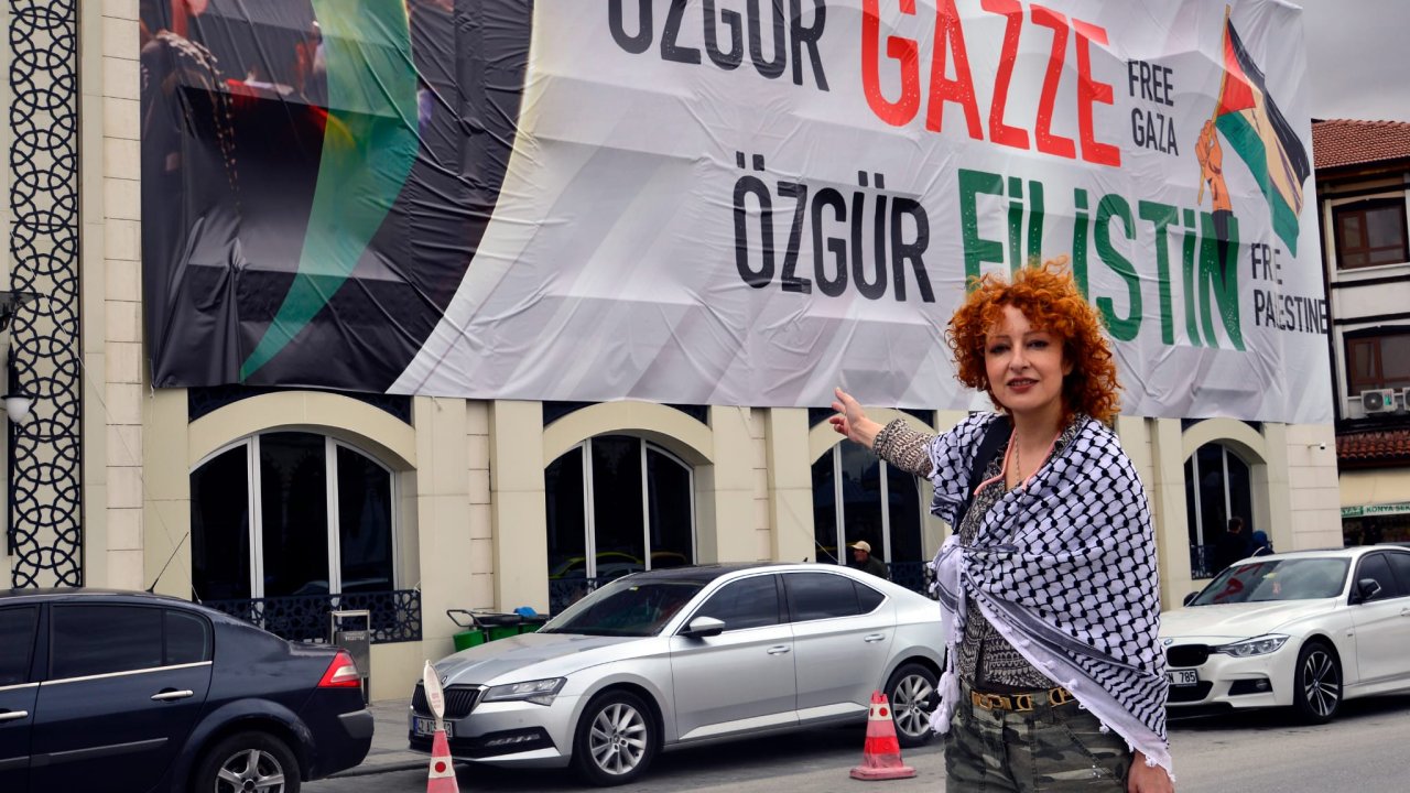 Gazzeli çocuklar için yola çıkan İranlı Aktivist Konya’ya ulaştı