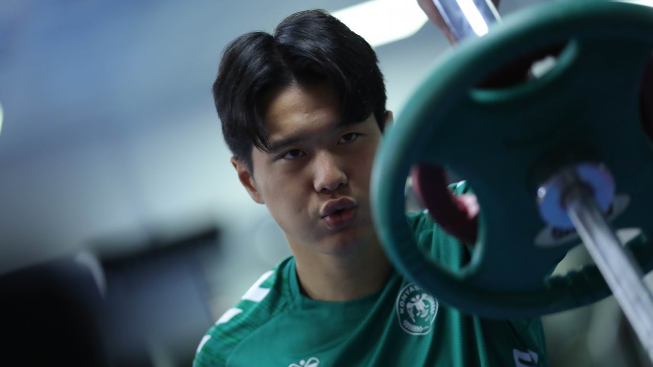 Milli arada hazırlıklar sürüyor: Konyaspor salonda kuvvet çalıştı