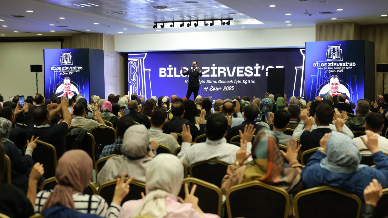 Konya'da  “Uluslararası BİLİMUM Geleceğin Eğitimi Zirvesi” düzenlendi