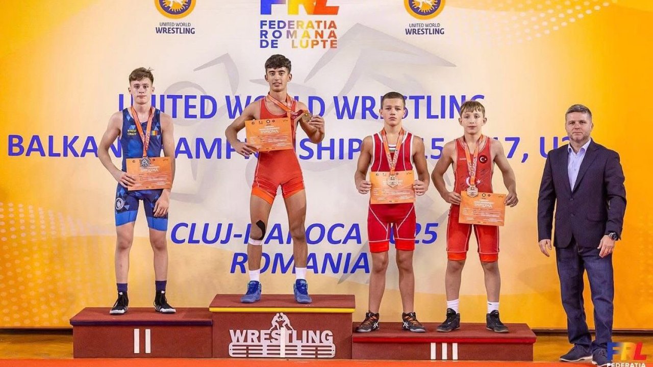 Selçuklu’nun güreş yıldızları Balkanlarda parladı!