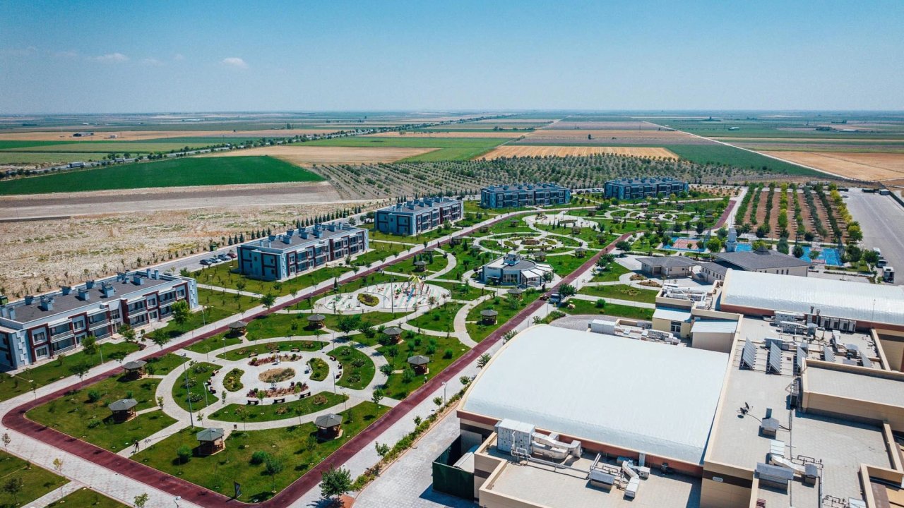 Karatay Termal Tatil Köyü: Şifalı sularla tatilin yeni adresi!