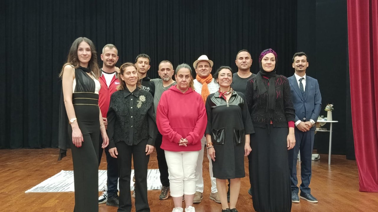"Yamalı Tövbeler" Konya Anadolu Gelişim Okulu'nda Perde Açtı