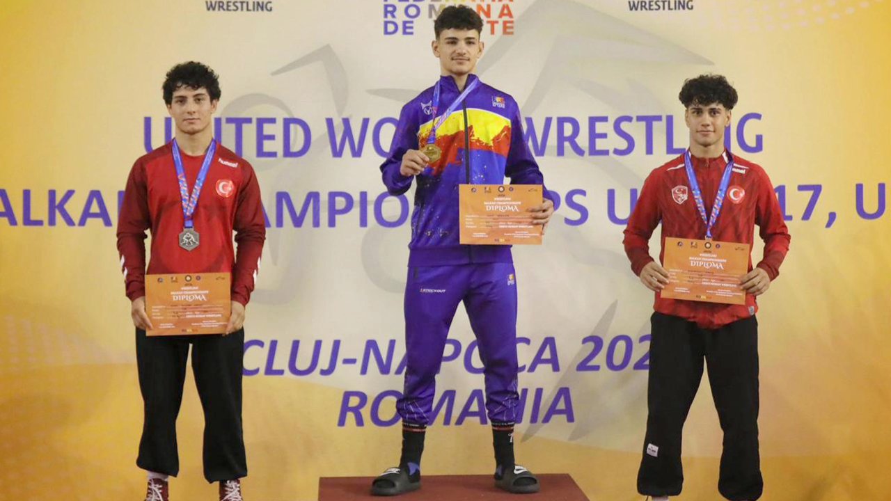 Konya Büyükşehir Belediyesporlu sporcular Avrupa’dan madalyalarla döndü