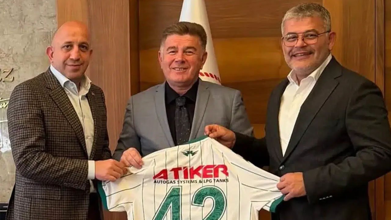 Konyaspor'da yönetim ziyaretlerini sürdürüyor