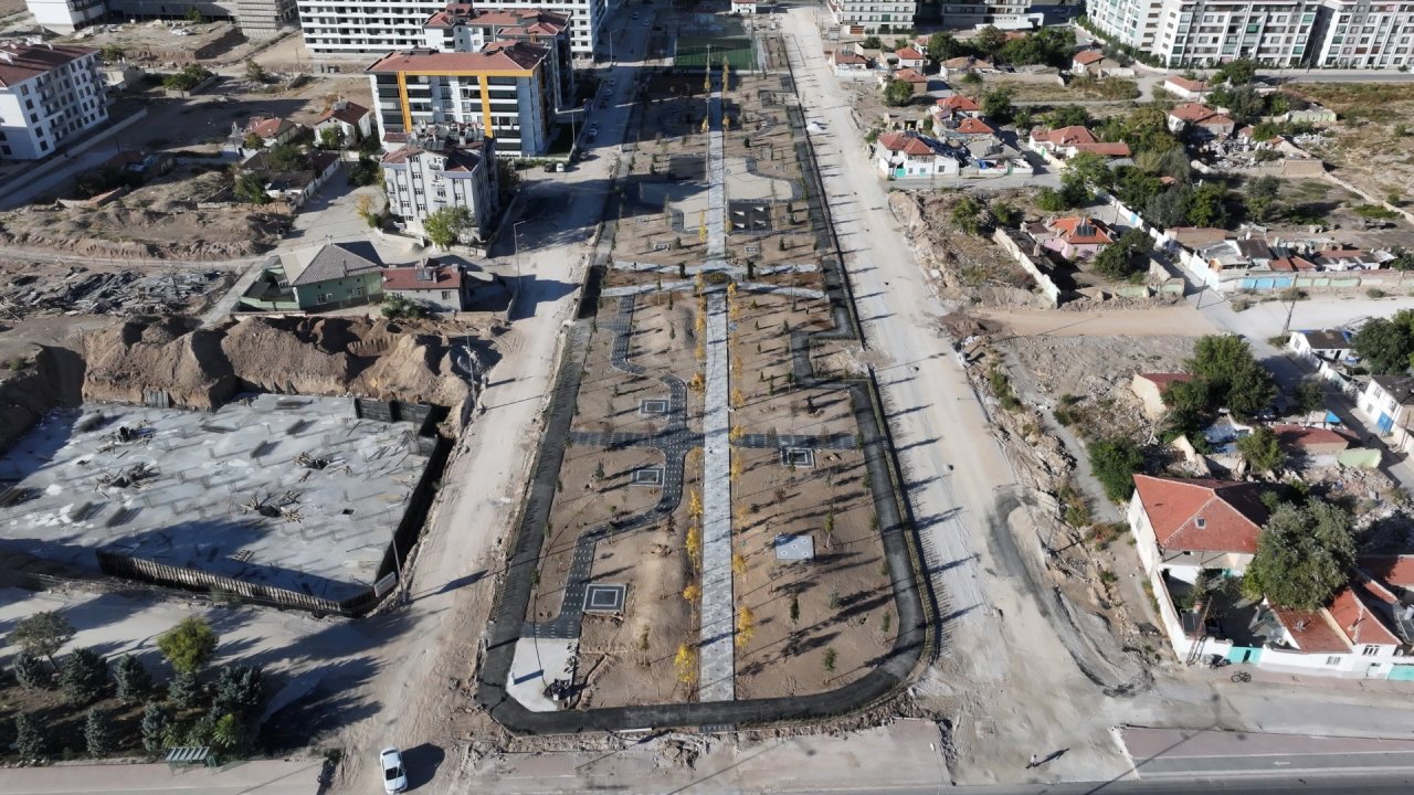 Nitelikli parklarıyla Türkiye'ye örnek olan Karatay'da 382. parkta sona gelindi