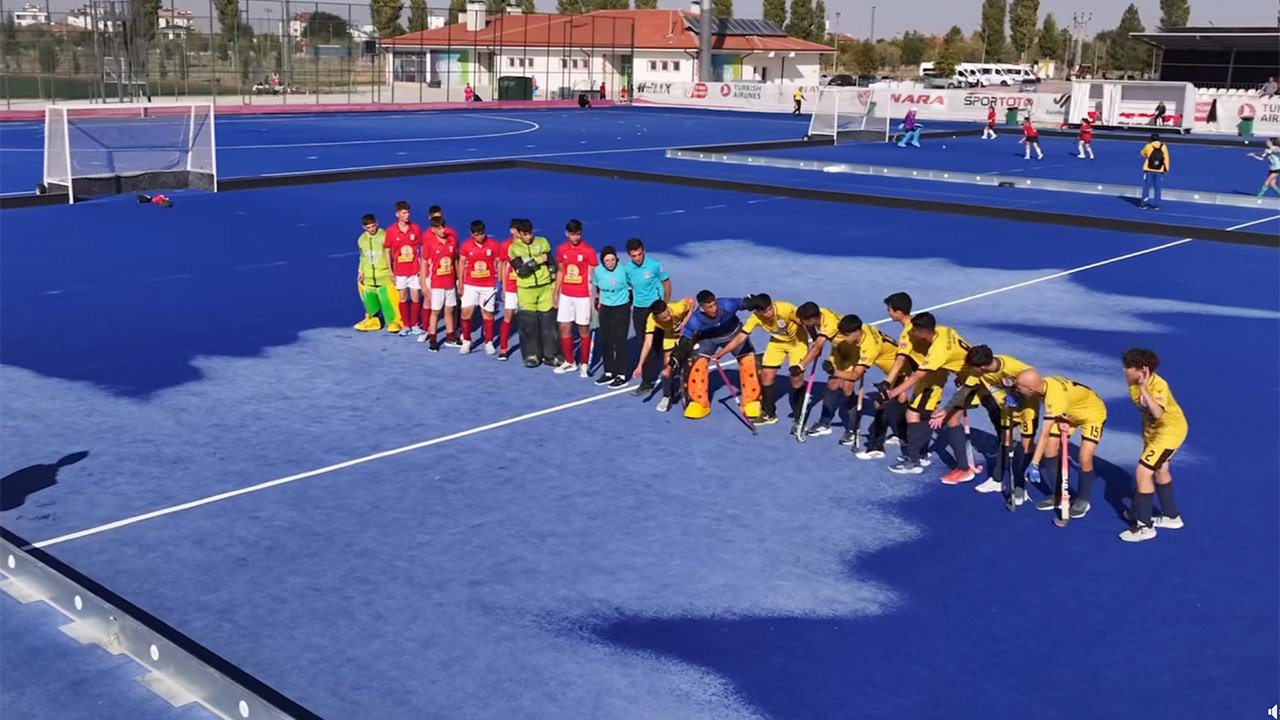Selçuklu Belediyespor U16 Hokey Takımı Zirveye göz kırptı!