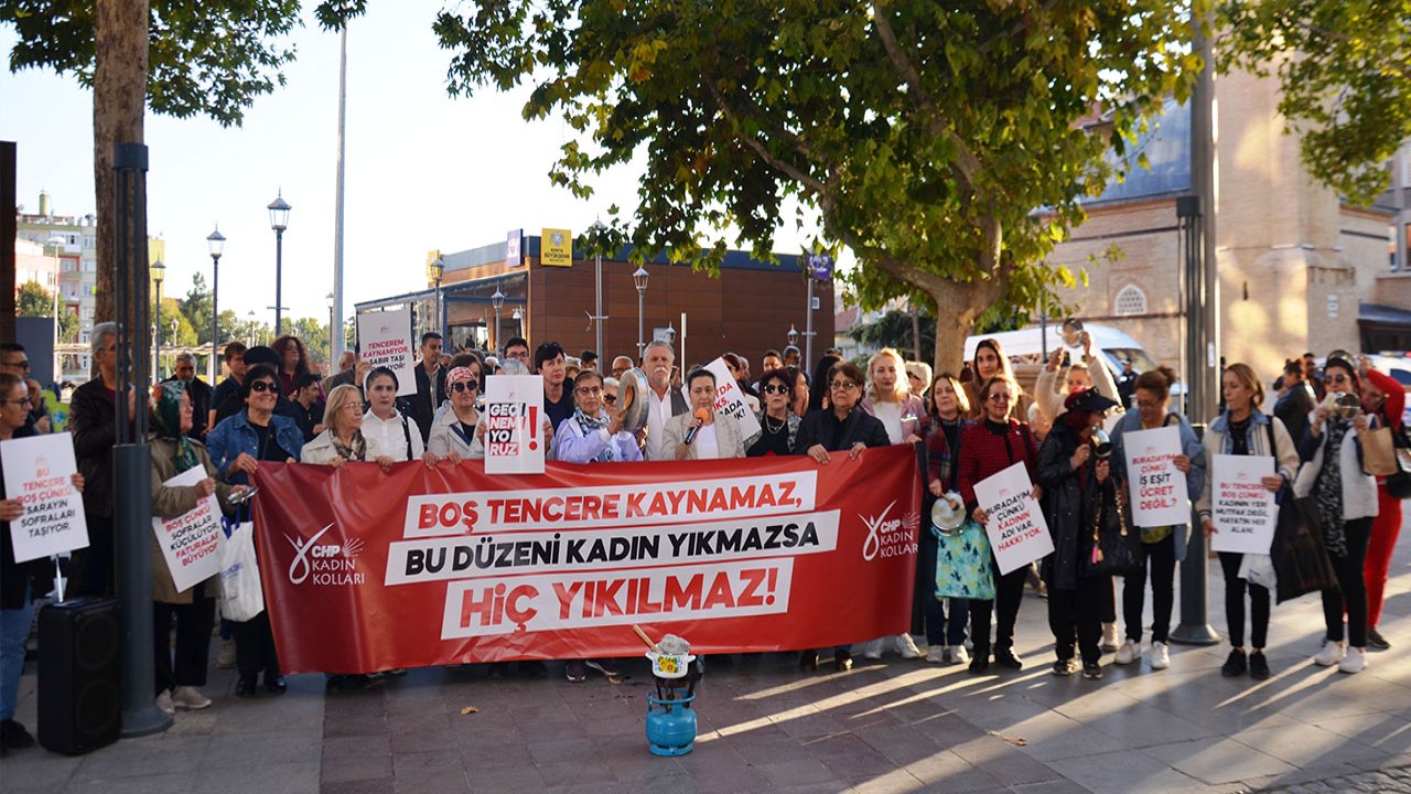 CHP’li kadınlardan, Konya'da ilginç eylem!