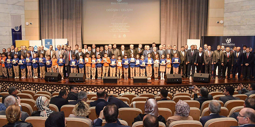 “Bizim Okulumuz” ve “Başarmaya Hazırım” Projeleri Tanıtıldı