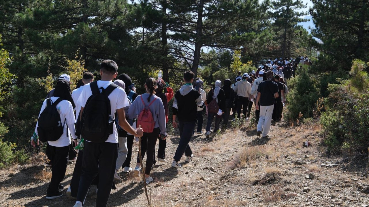 Konya’da üniversite öğrencileri, tarihi Homonada yolunda yürüdü!
