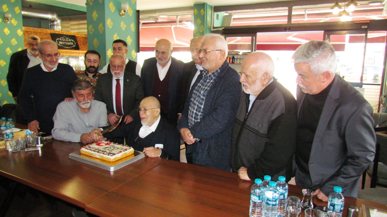 Konya'nın hayır çınarı Halil İbrahim Sayar 106 yaşında!