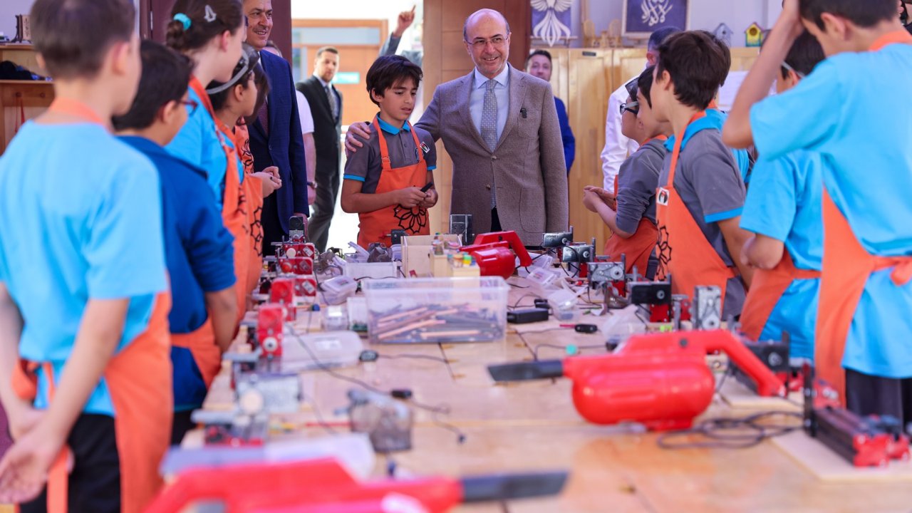 Başkan Pekyatırmacı okul dışı öğrenme ortamlarını ziyaret etti! Yapılan eğitimleri tek tek inceledi