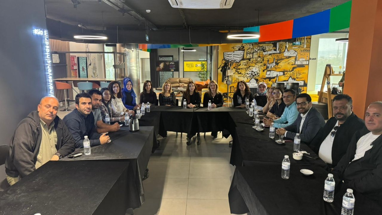 Konya'da Genç Ar-Ge Kapsamında “Nitelikli Ar-Ge İçin İnovasyon: Araştırmacı Öğretmenler İş Birliği Toplantısı” yapıldı!