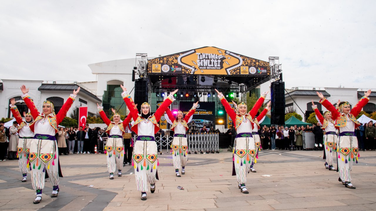 Selçuk Üniversitesi'nde 'Tanışma Şenliği' heyecanı