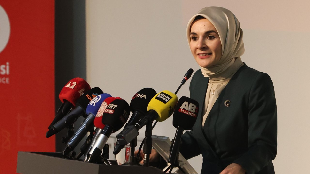 Bakan Göktaş Konya'da konuştu; "Aile yapımızı ve değerlerimizi korumak için kapsamlı çalışmalar yürütüyoruz"