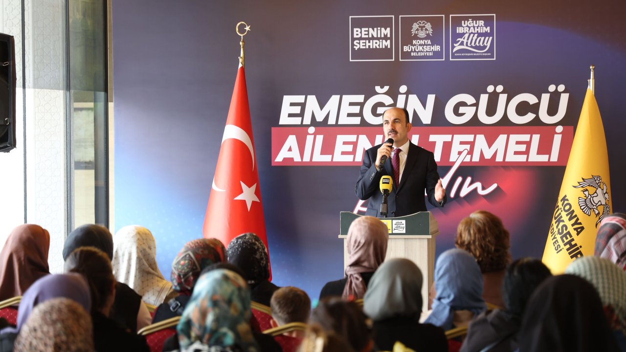 Başkan Altay, Aile Yılı buluşmalarına devam ediyor; "Verdiğimiz sözleri yerine getirmek için çaba sarf ediyoruz"