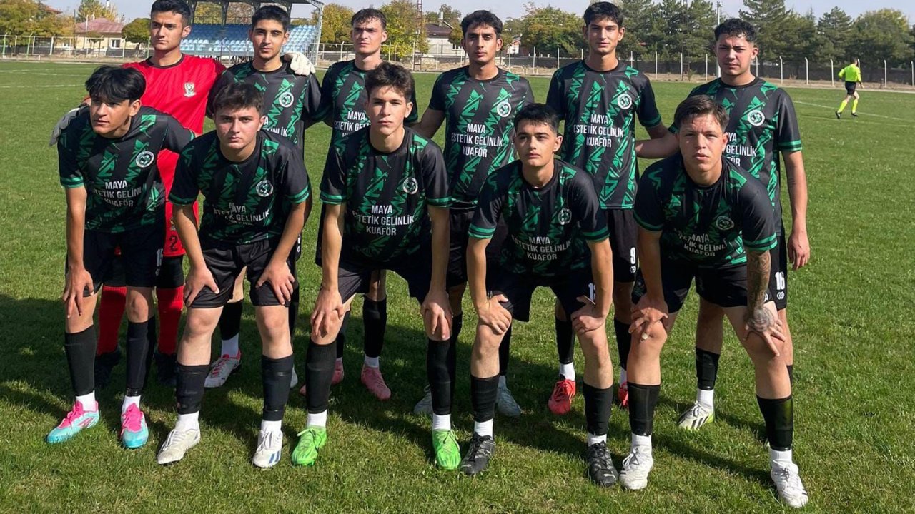 Sarayönü Belediyespor U18 fırtınası: Maliyespor’u 4-1 mağlup etti!
