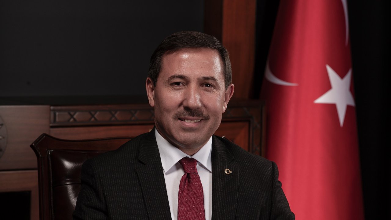 Başkan Hasan Kılca: 29 Ekim, esarete boyun eğmeyen aziz milletimizin küllerinden yeniden doğduğu gündür