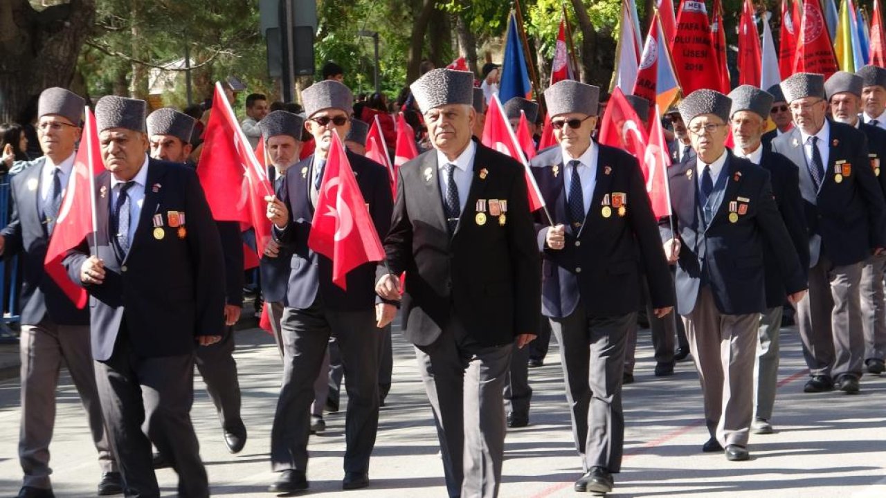 Konya'da 29 Ekim Cumhuriyet Bayramı coşkuyla kutlandı