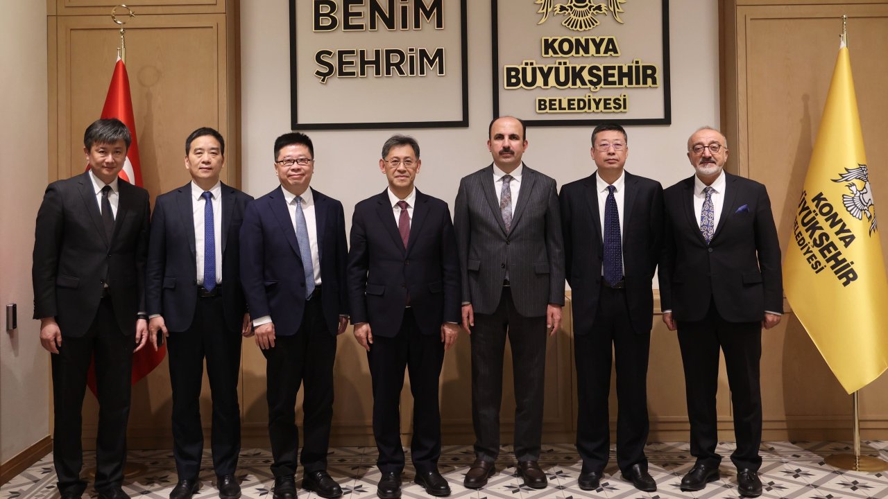 Kardeş Şehir Şiyan Belediye Başkanı Niuping Başkan Altay’ı Ziyaret Etti