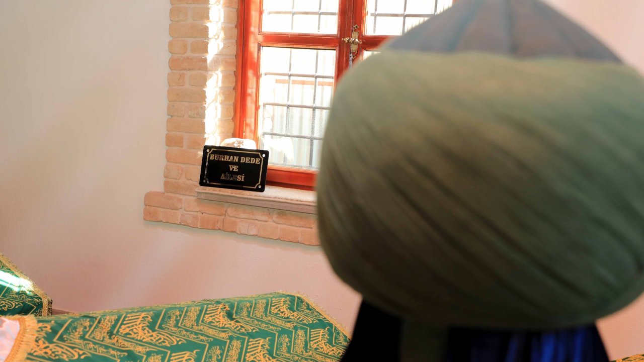 Karatay'dan tarihi mirasa vefa! Burhan Dede Türbesi aslına uygun yenilenerek, ihya edildi