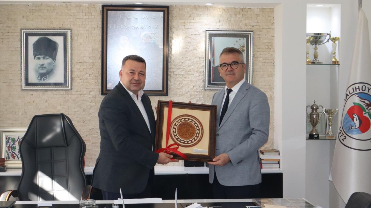 Başkan Ustaoğlu’ndan bölge belediye başkanlarına ziyaret!