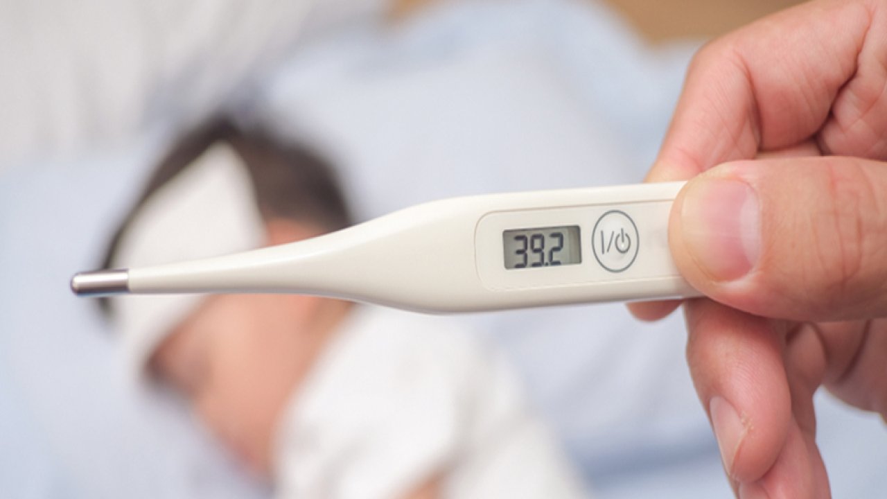 Yüksek ateşi her zaman düşürmek gerekir mi? Uzmanlar uyarıyor!