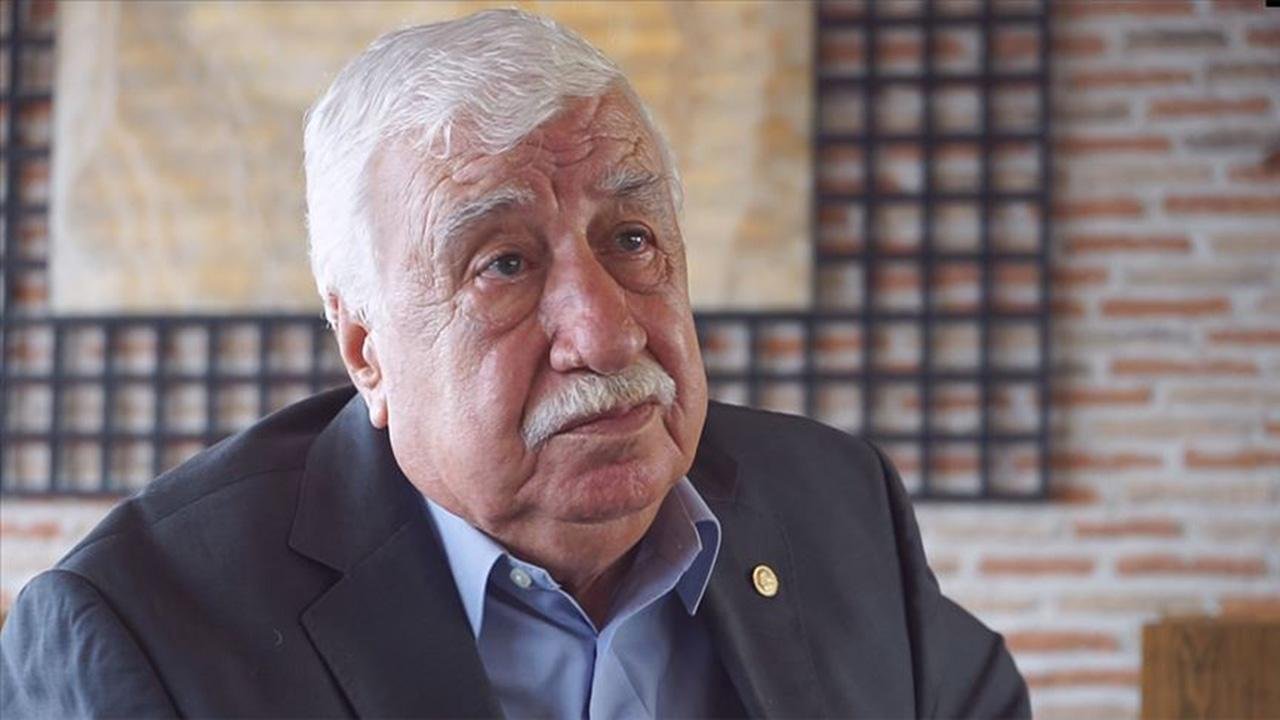 Ünlü Tiyatrocu Ahmet Gülhan’a veda! 85 yaşında vefat etti