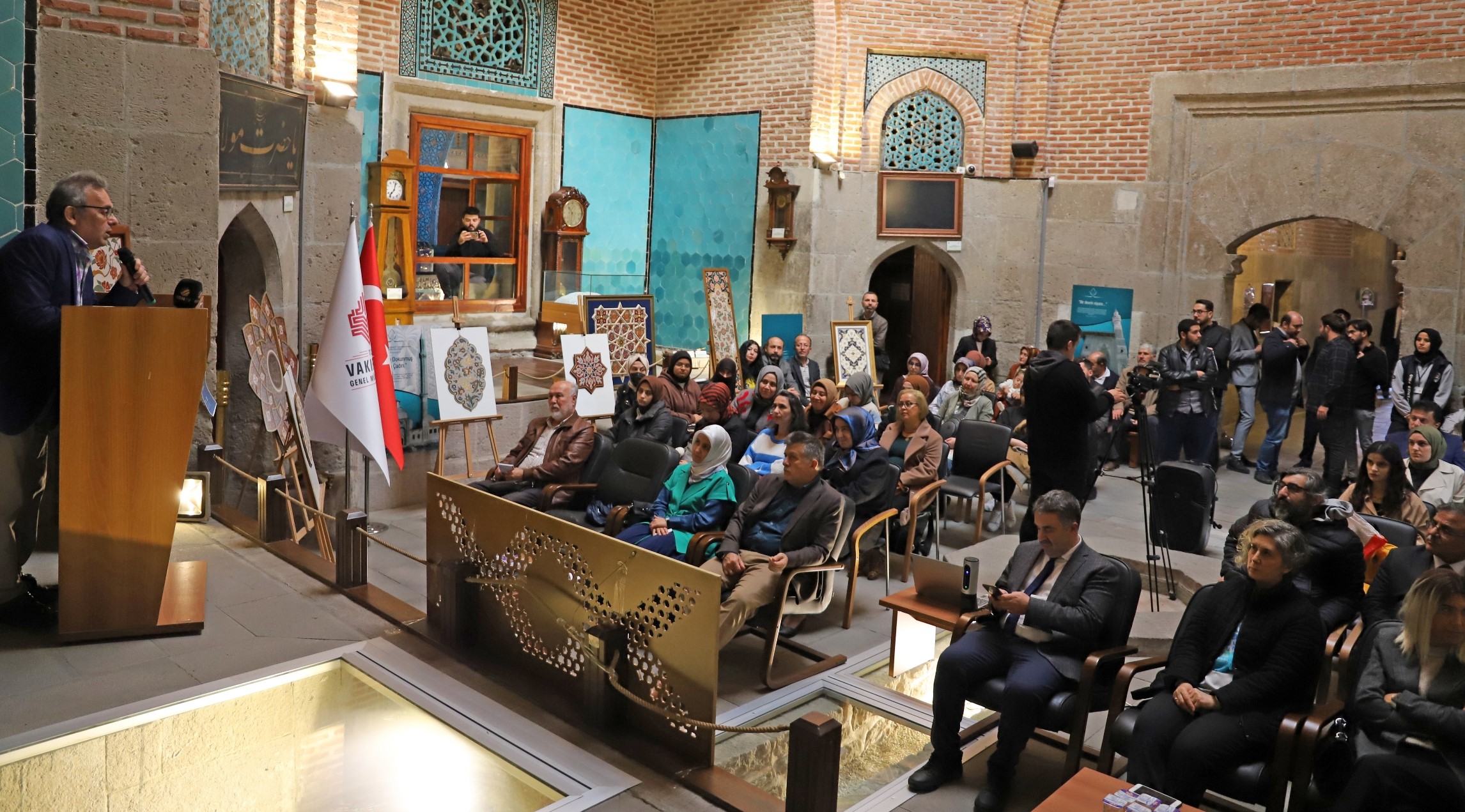 Sadreddin Konevi  Konferansları Başladı