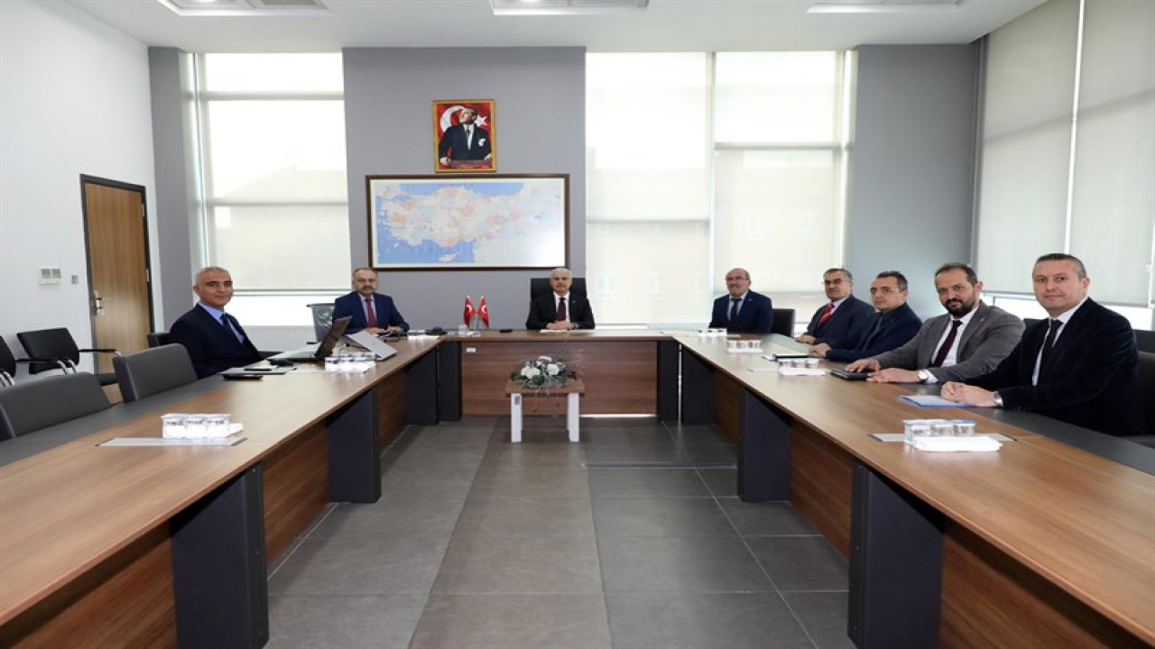 Konya Valisi İbrahim Akın, Konya İl Nüfus ve Vatandaşlık Müdürlüğünü ziyaret etti!