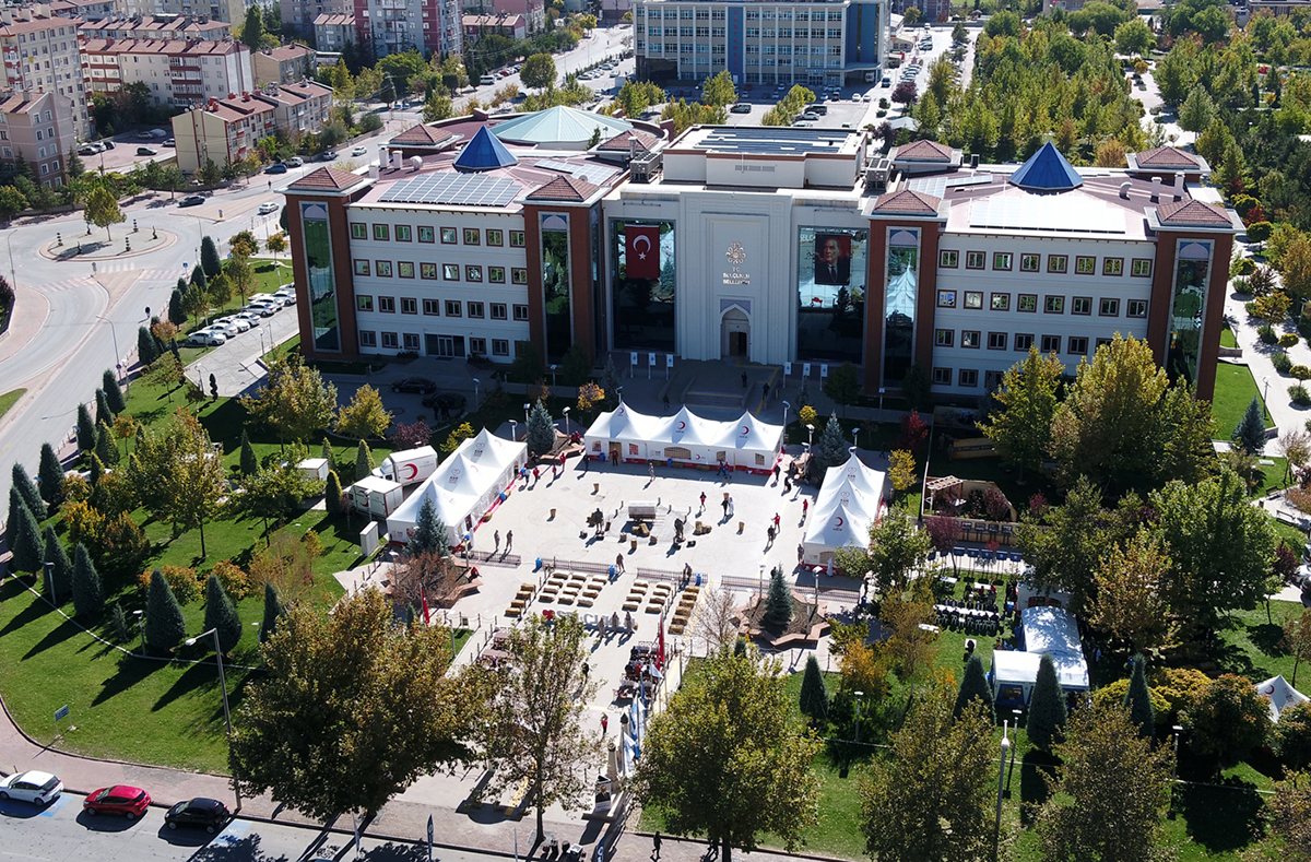 Selçuklu Belediyesi Kızılay Haftası’nda farkındalık oluşturmaya devam ediyor