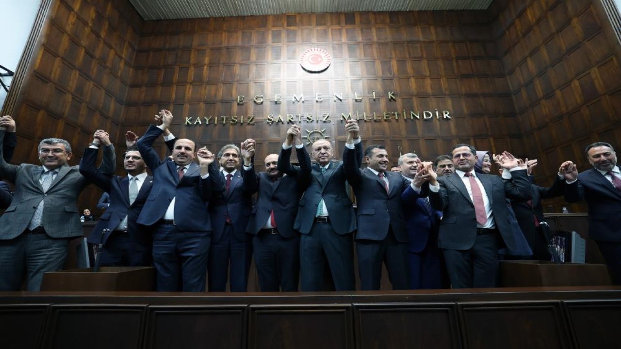 Konya'da bu belediye başkanı AK Partiye geçti!