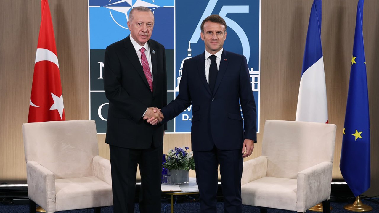 Cumhurbaşkanı Erdoğan, Fransa Cumhurbaşkanı Macron ile görüştü!