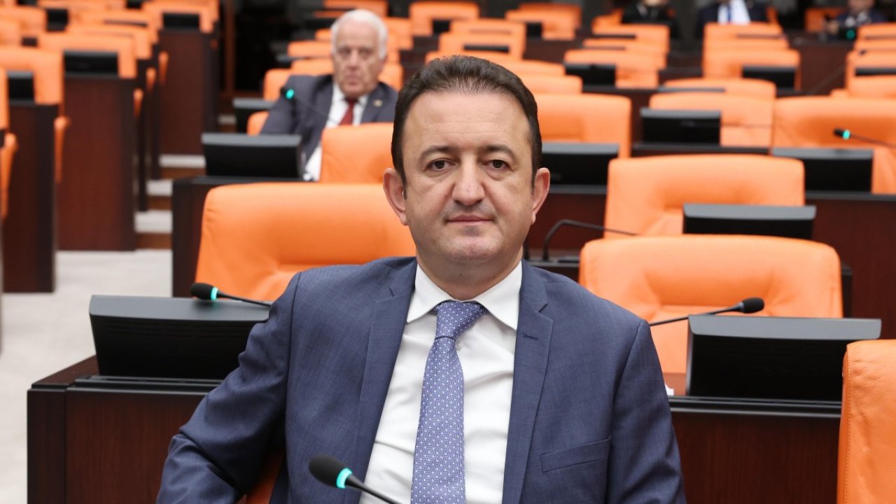 CHP Konya Milletvekili Bektaş: "Öğretmenlerimizin sorunları biran önce çözüme kavuşturulmalıdır"