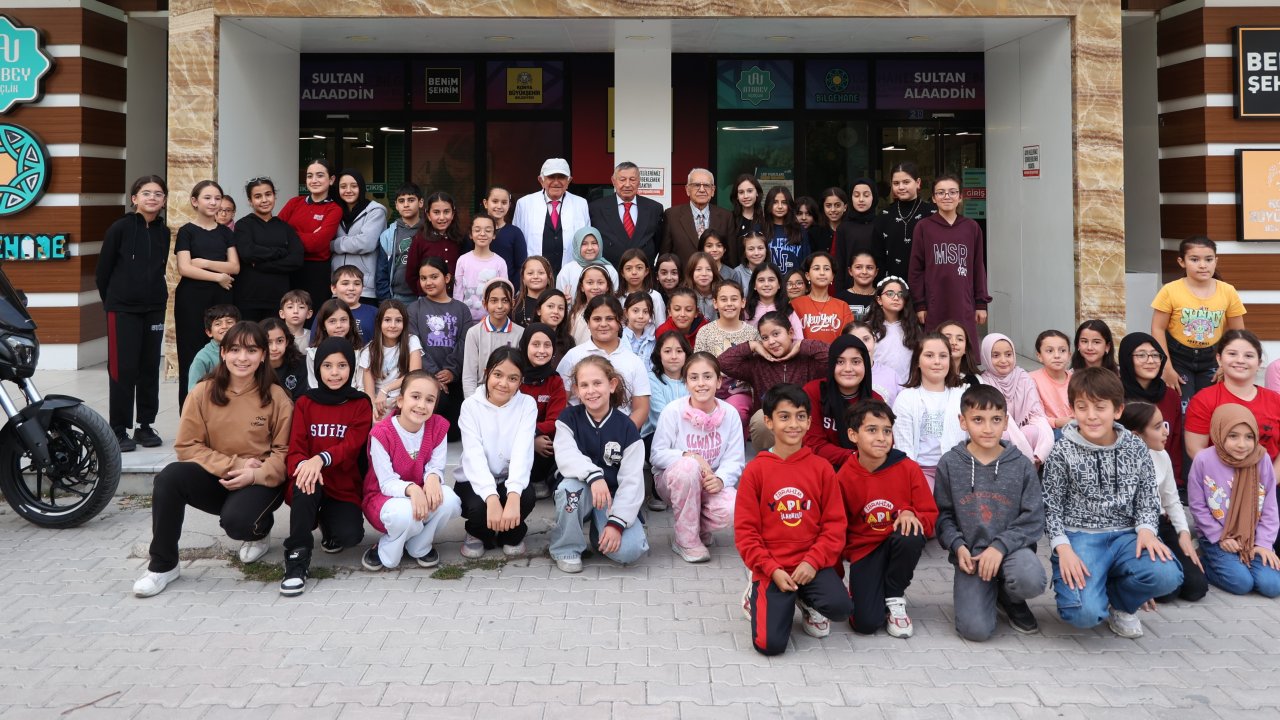 Konya Büyükşehir'den Öğretmenler Günü'ne özel anlamlı buluşma