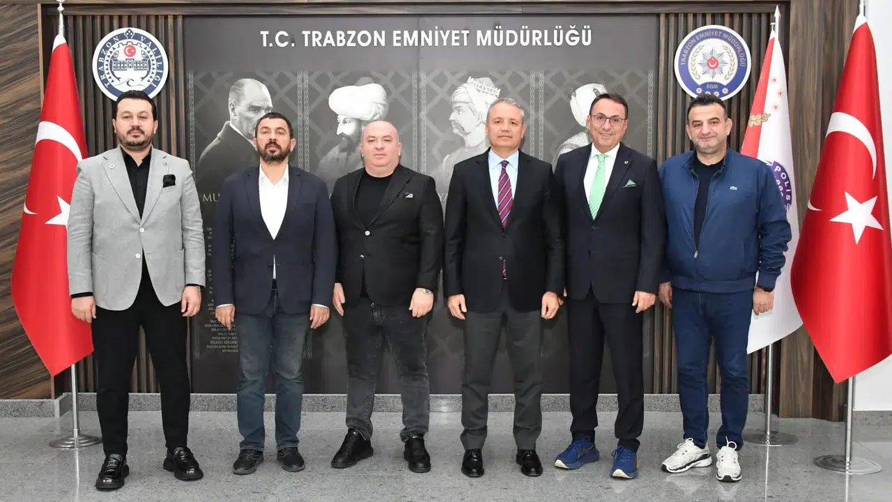 Konyaspor Yönetimi Trabzon Emniyet Müdürü Ali Loğoğlu'nu ziyaret etti