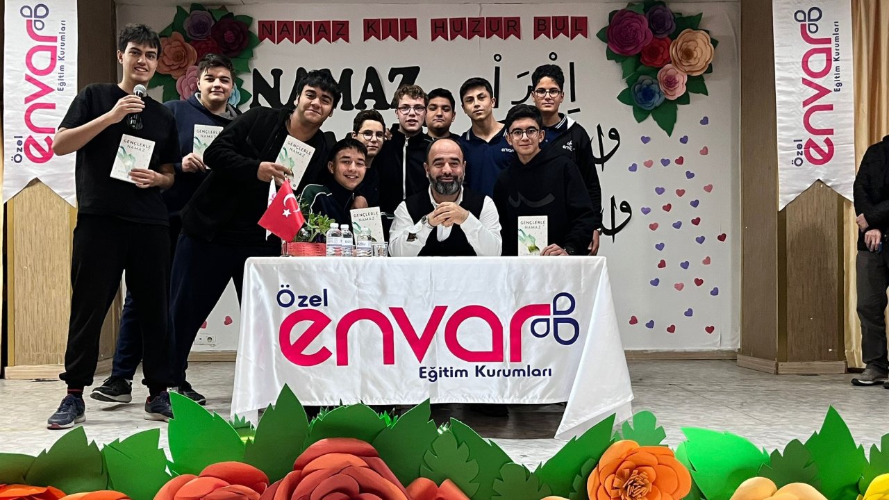 Yazar Ahmet Bulut’tan Envar Koleji’nde Maneviyat Dolu Bir Gün