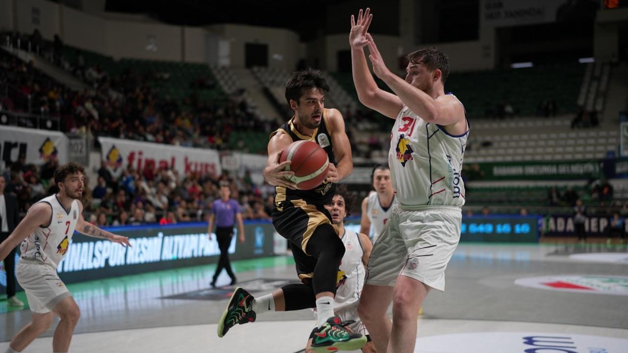 Konya Büyükşehir Belediyespor birçok branşta başarıdan başarıya koşuyor