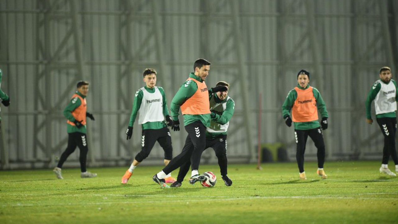 Konyaspor’da Fenerbahçe mesaisi yoğunlaştı: Kritik deplasman öncesi tempo arttı