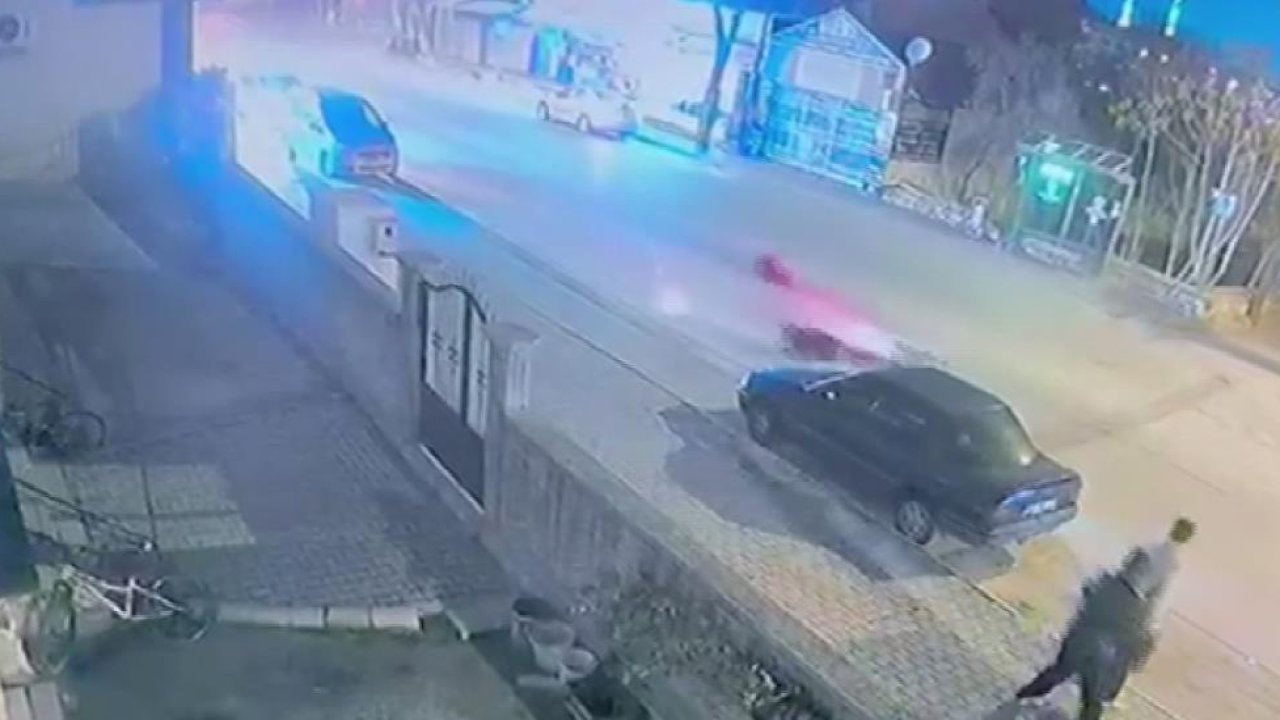 Konya’da yolun karşısına geçen çocuğa motosiklet çarptı: Kameralar anbean kaydetti