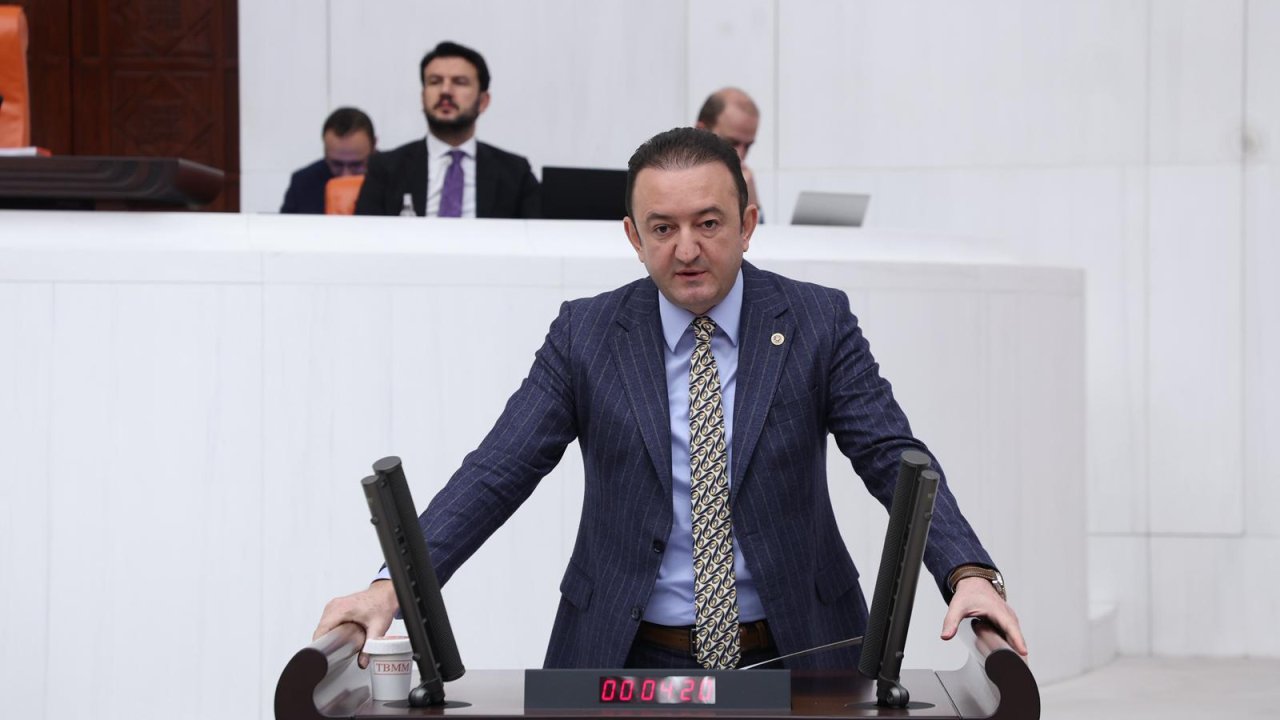 CHP’li Barış Bektaş, TBMM'de konuştu: "Konya’nın içme suyu dahi kalmayacak"