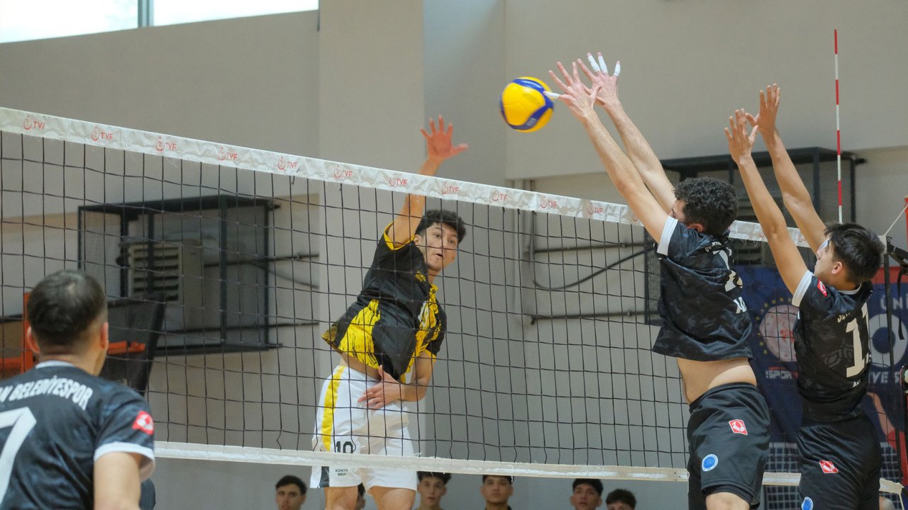 Konya BBSK evinde şov yaptı: Seyhan Belediyespor’u 3-1 yendi!