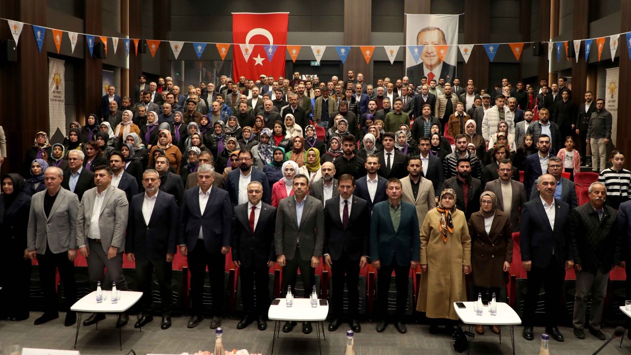 AK Parti Karatay Teşkilatı Aralık 2025 Danışma Meclisi'nde bir araya geldi