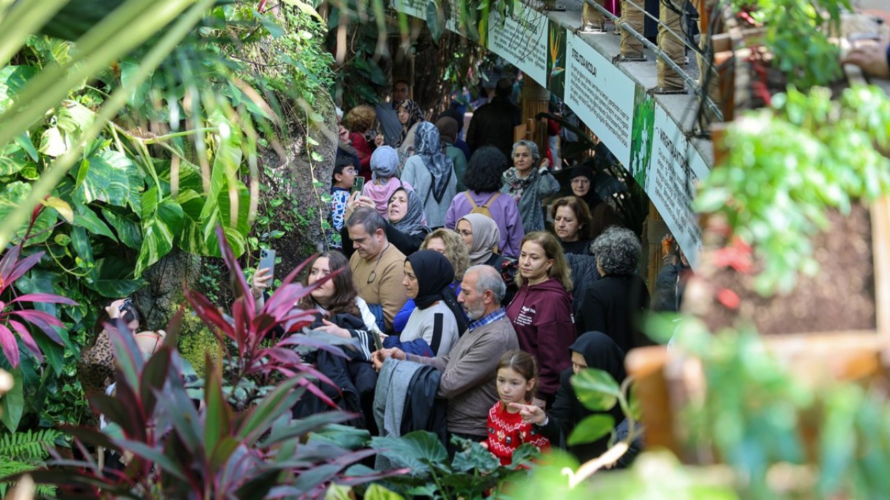 Selçuklu'da Şeb-i Arus bereketi yaşandı! Tarihi ve kültürel mekanlar doldu taştı, Yüz binler ağırlandı