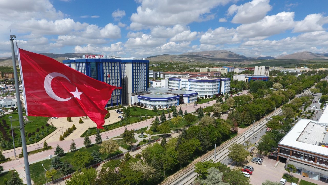 Selçuk Üniversitesi, 23 farklı sıralamada Türkiye'deki tüm üniversiteler arasında ilk 20’de yer aldı
