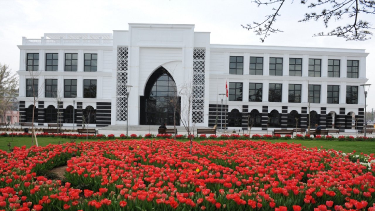 Konya İl Halk Kütüphanesi 29 Aralık’tan itibaren kapanacak